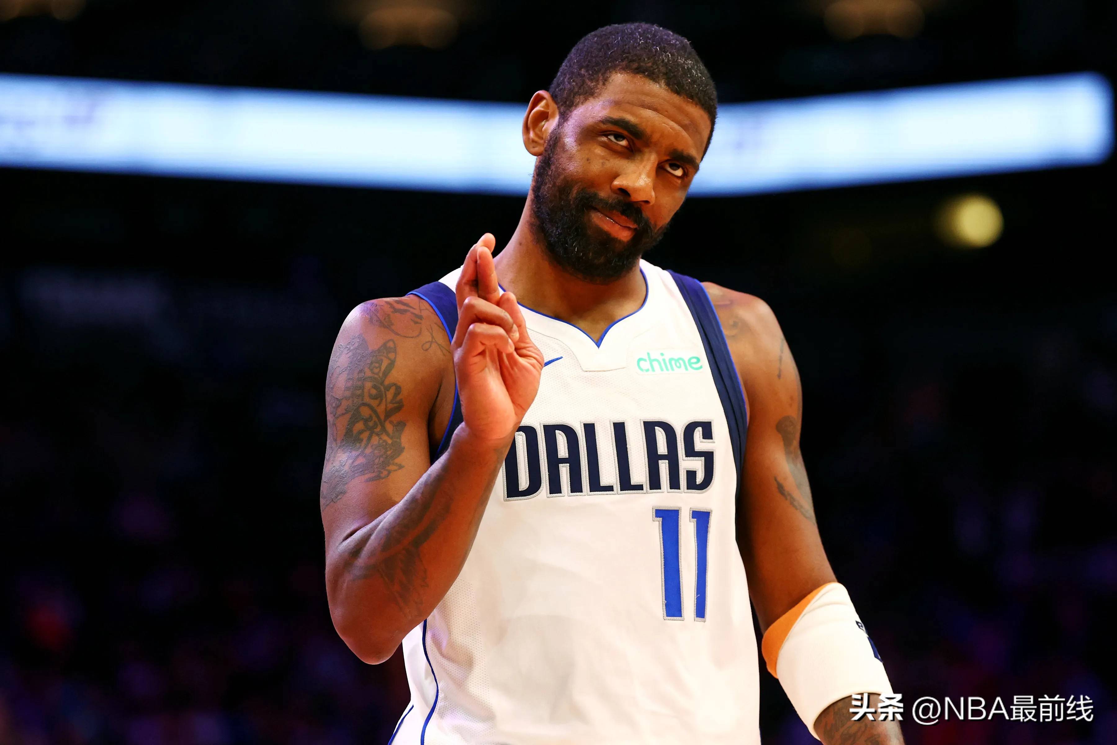 的舞台上完 的舞台上完